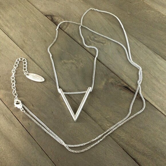 Plunder Roe Necklace Triangle Silver Tone Long Length Minimalist - Picture 1 of 2